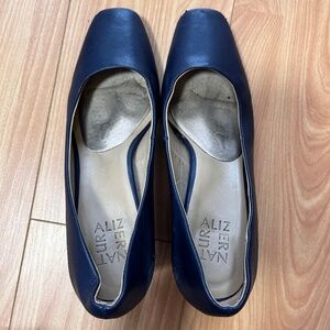 Used sweaty smelly heels